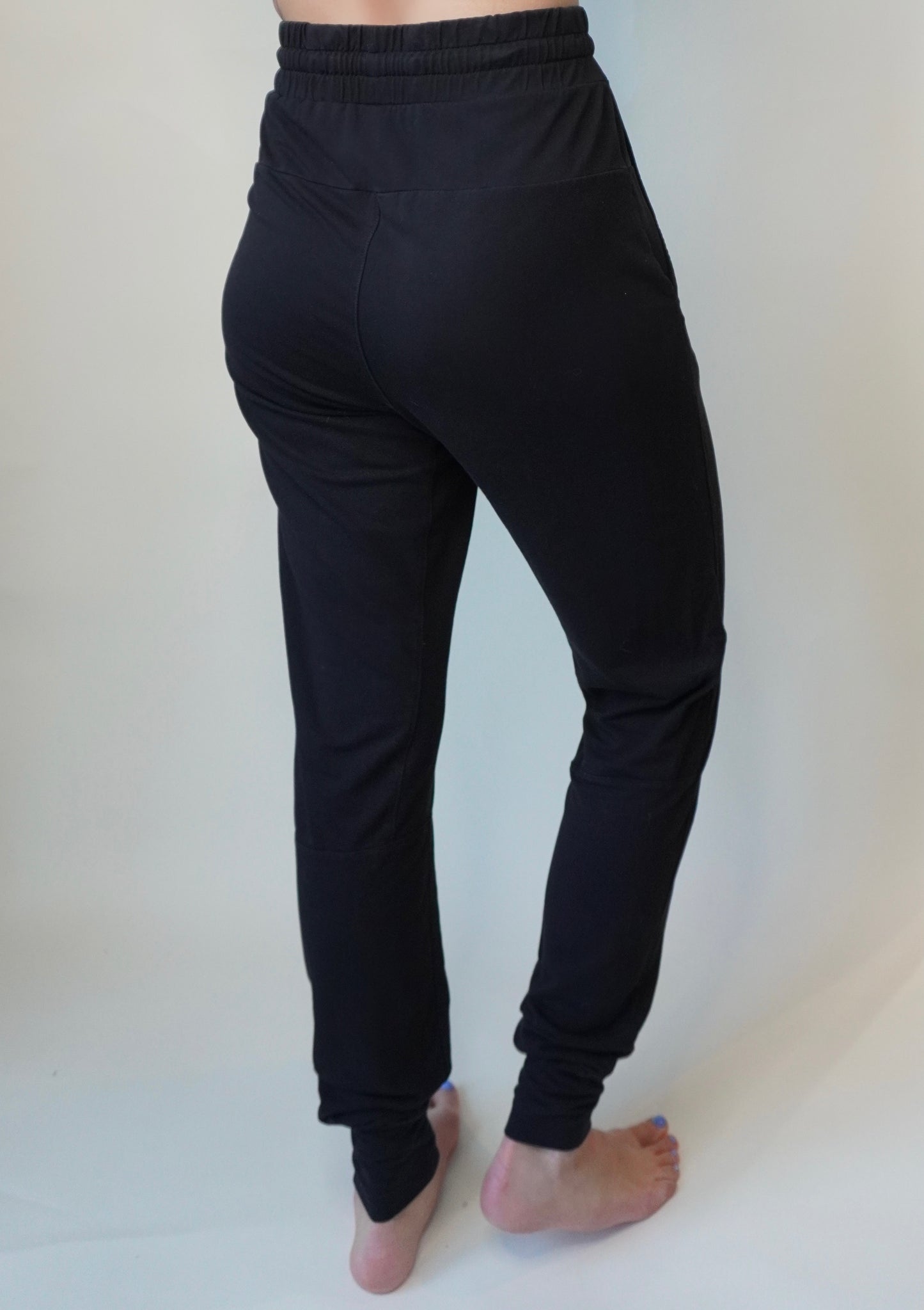 Soft bamboo lounge pants – breathable & sustainable