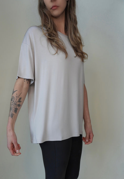 Oversized Bamboo Tee – Effortless Comfort, Elevated Style