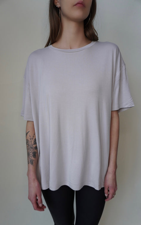 Oversized Bamboo Tee – Effortless Comfort, Elevated Style