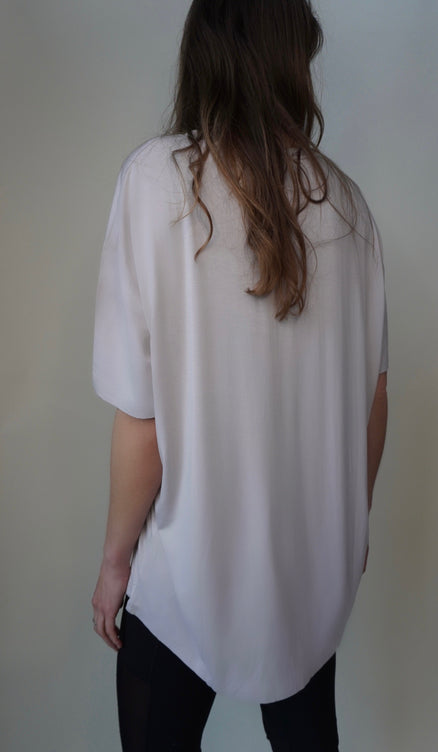 Oversized Bamboo Tee – Effortless Comfort, Elevated Style