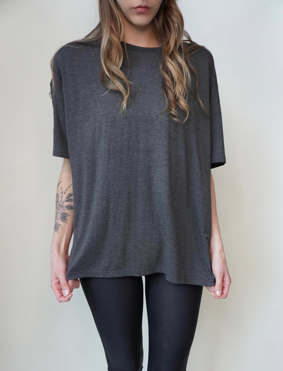 Oversized Bamboo Tee – Effortless Comfort, Elevated Style